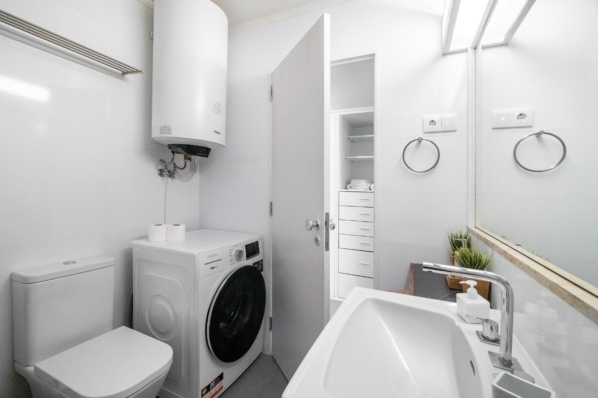 Whome Study & Surf Carcavelos 1-Bed By Beach & Nova Sbe ภายนอก รูปภาพ